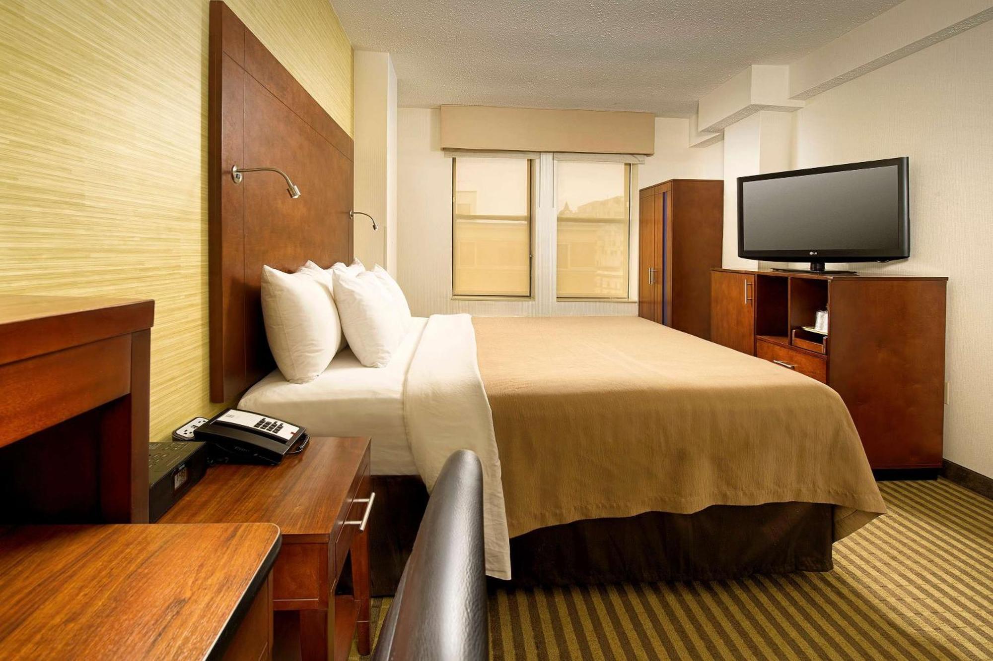 Comfort Inn Downtown Dc-Convention Center Washington Exterior photo